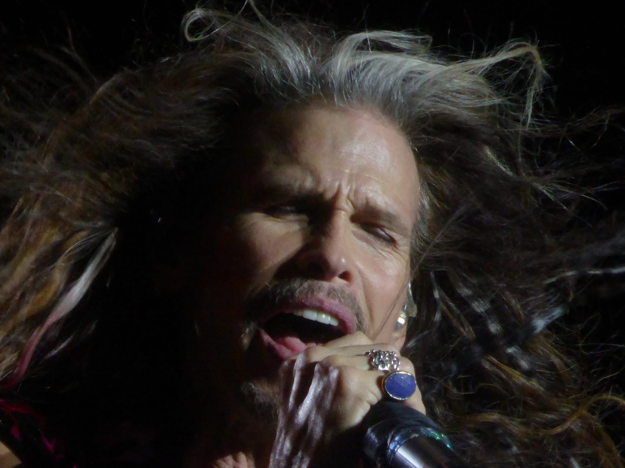 Aerosmith postpones a month worth of dates