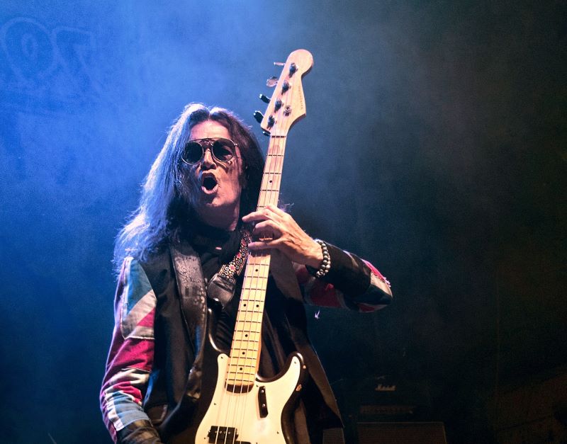 Glenn Hughes tour adds conversation evenings, national support announced