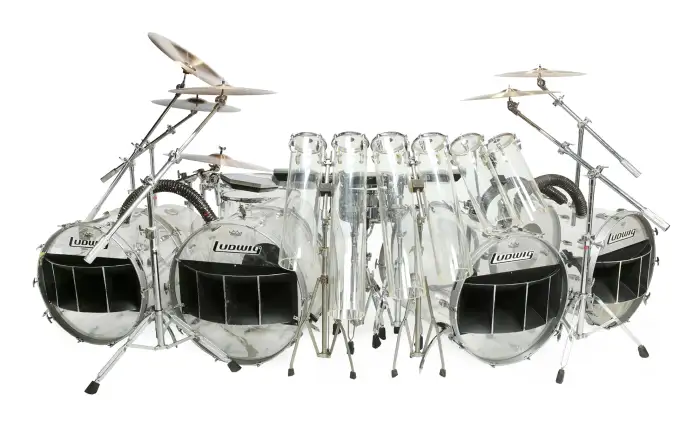 Alex Van Halen auctioning off personal collection, appears to be quitting music