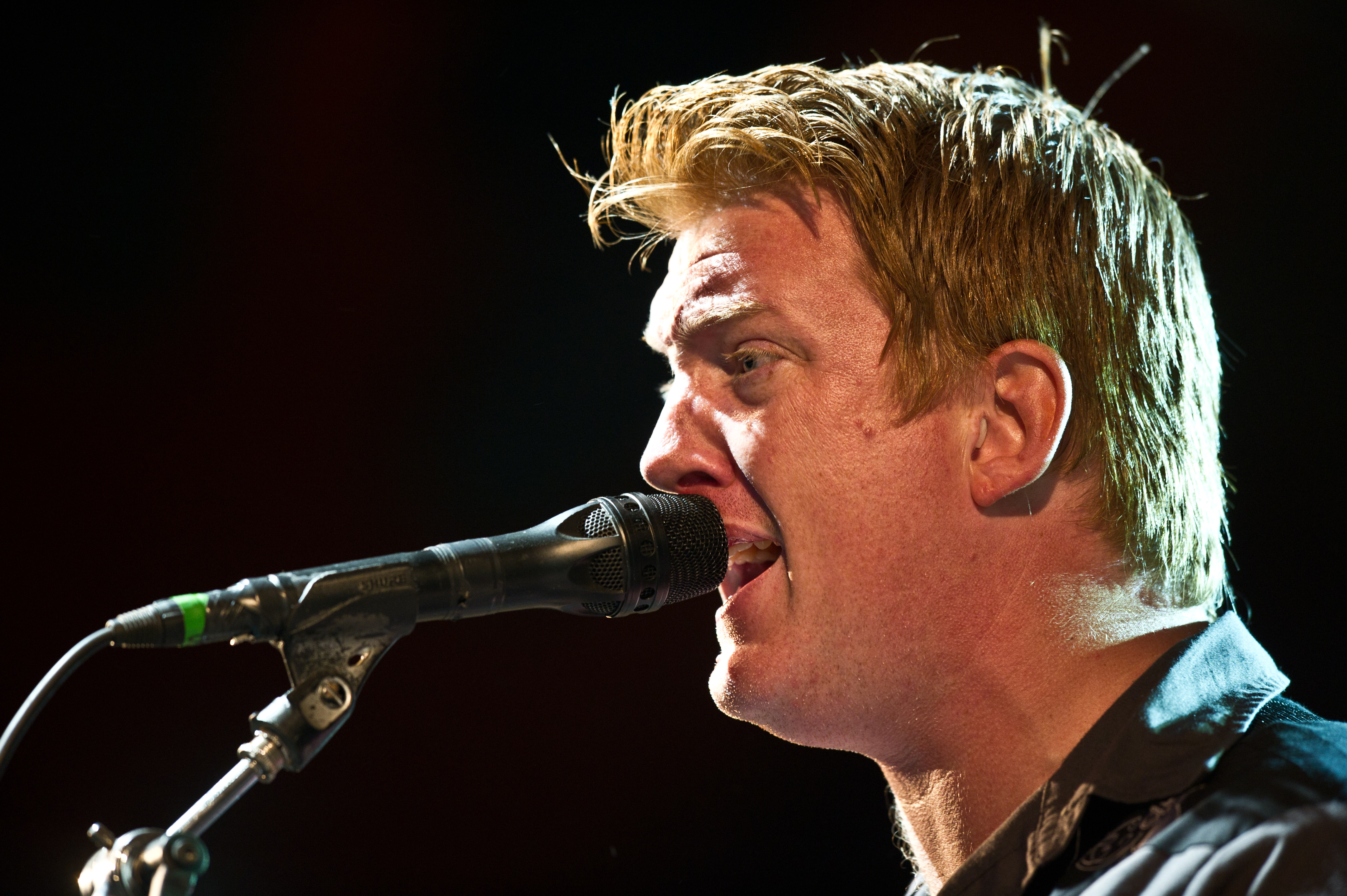 Josh Homme to undergo ’emergency surgery’