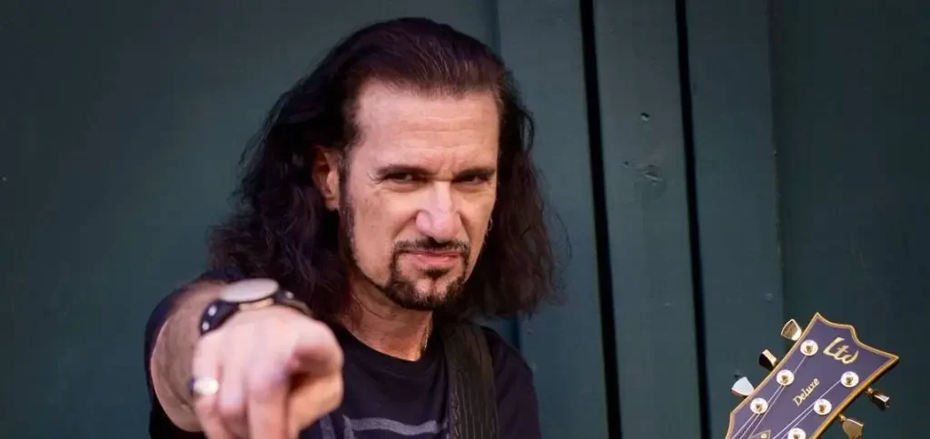 Archive – Q and A: Bruce Kulick (2017)