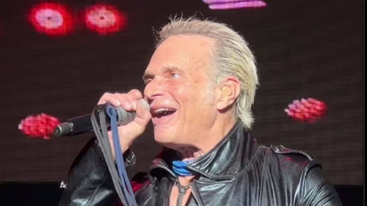 Roth v Hagar last weekend: Setlists and video