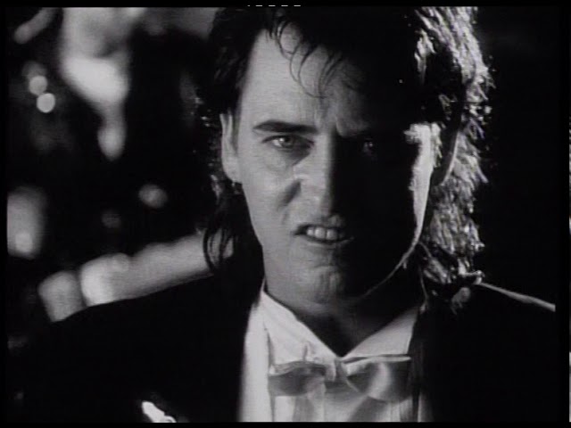 THE ANGELS: Getting past the long line (1988)
