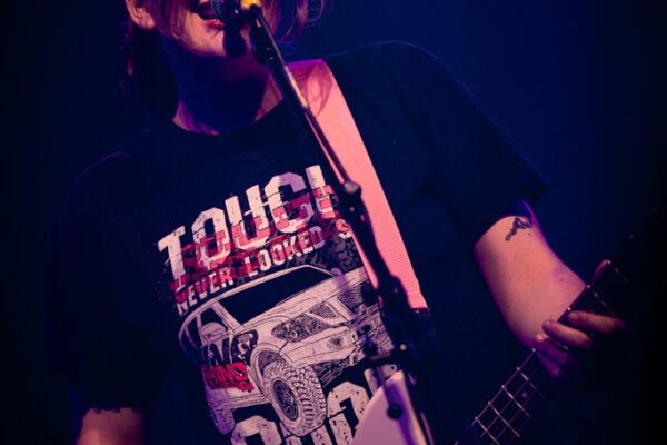 Delivery (3) Delivery (3)